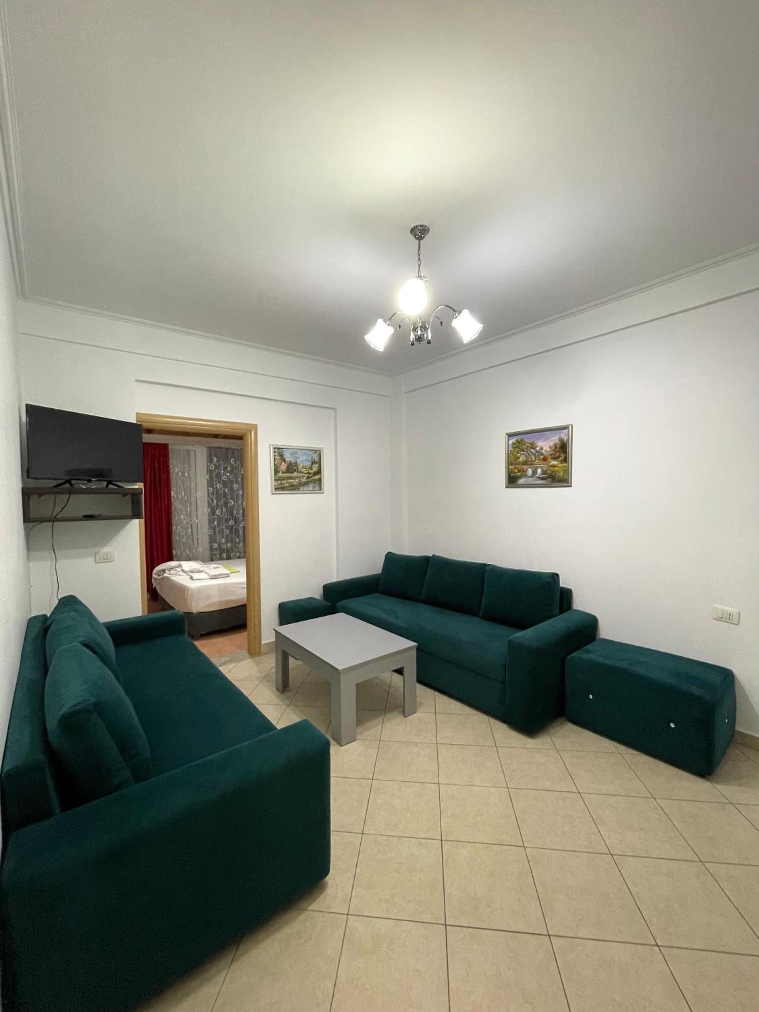 Apartments Monika Sarandë Exterior foto